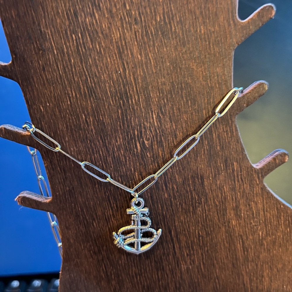 Silver Anchor Pendant Necklace - Paperclip Chain